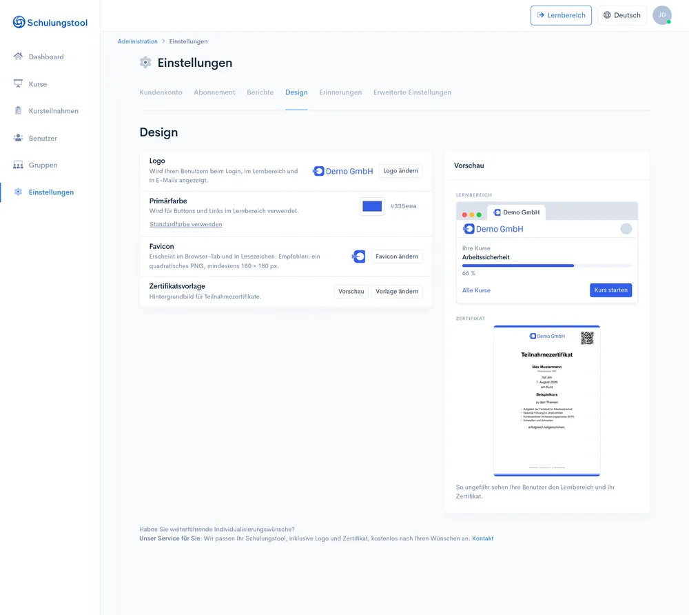 Design-Einstellungen mit den Bereichen Logo, Primärfarbe, Favicon und Zertifikatsvorlage, rechts daneben die Live-Vorschau von Lernbereich und Zertifikat