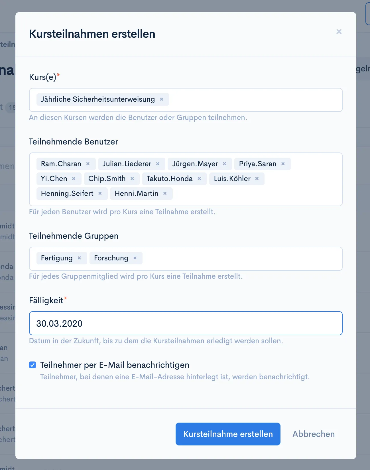 Dialog ‘Kursteilnahmen erstellen’ mit Feldern für Kurse, teilnehmende Benutzer, Gruppen und Fälligkeit