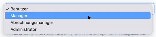 Geöffnetes Dropdown ‘Rolle’ mit markierter Option ‘Manager’